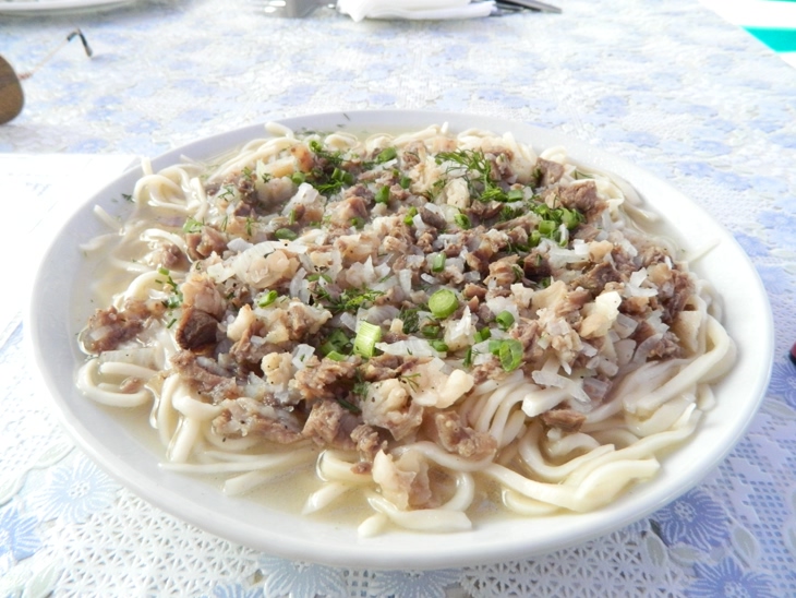 Beszbarmak - kuchnia kirgiska